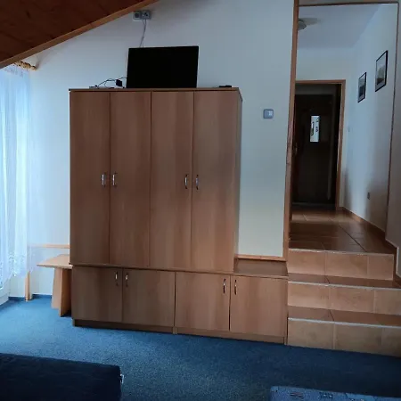 Lékařský Dům Appartamento Pec pod Snezkou